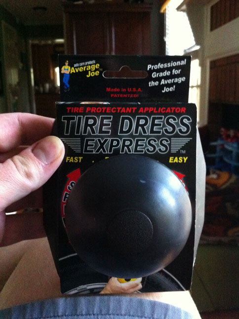 aj_tire_dressing_applicator_2.jpg