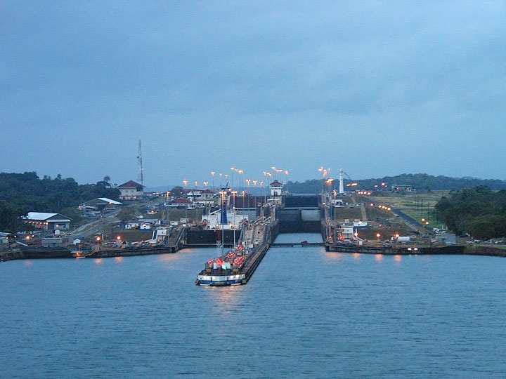 Approaching Gatun Locks