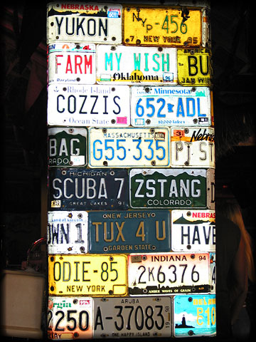 Carlos 'N Charlies License Plates