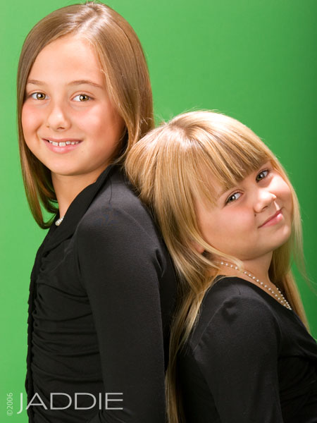 Mary & Megan 6333